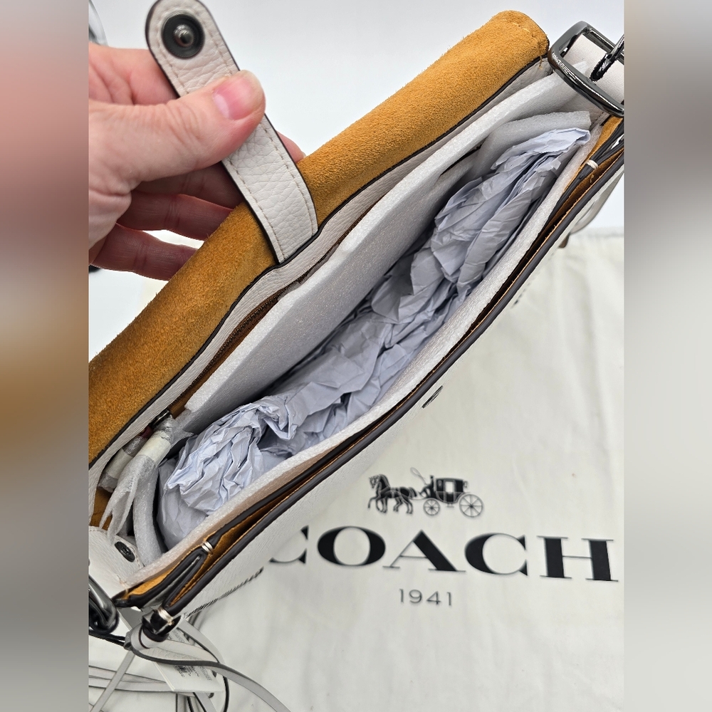 💥NWT💥Coach 1941 Glovetanned Pebbled Leather Whiplash Saddle Bag, Chalk - Picture 11 of 16